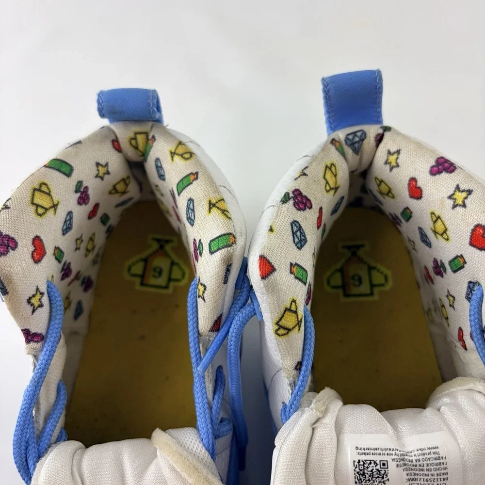 Youth Air Jordan 12 Retro GS Emoji White Blue Size 3Y Sneakers